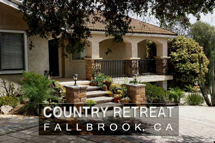 Fallbrook vacation rental front steps